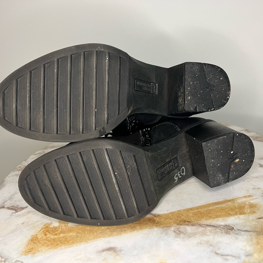 White mountain size 8 black heeled combat style boots - Picture 8 of 9